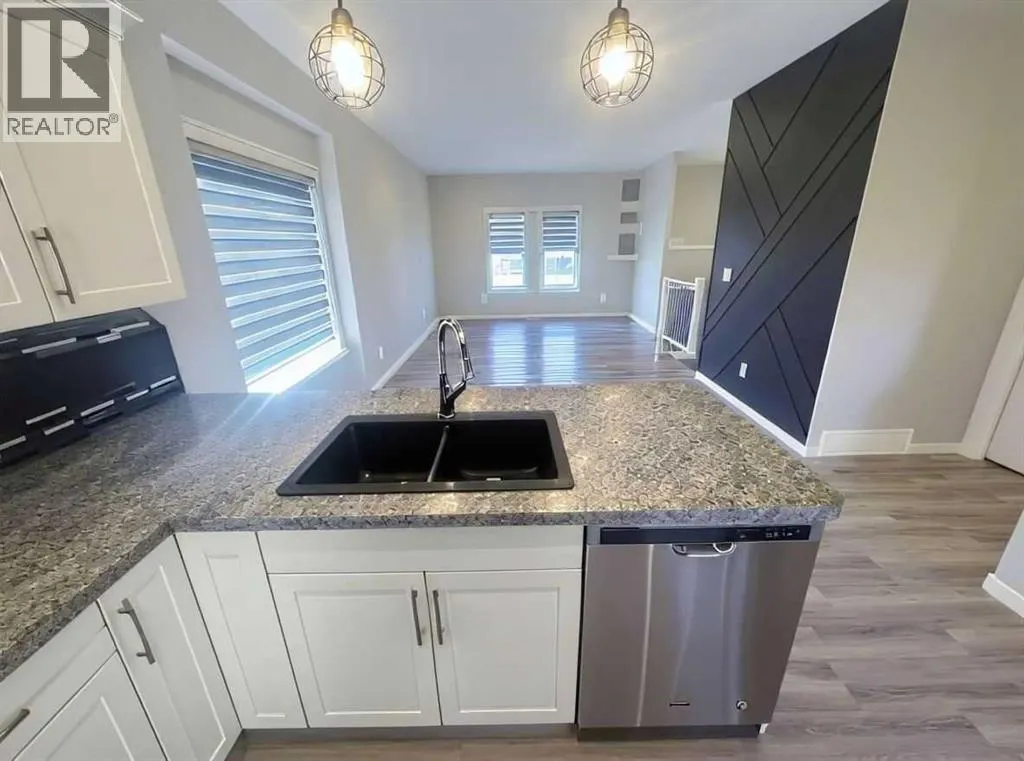 115 Aurora Heights