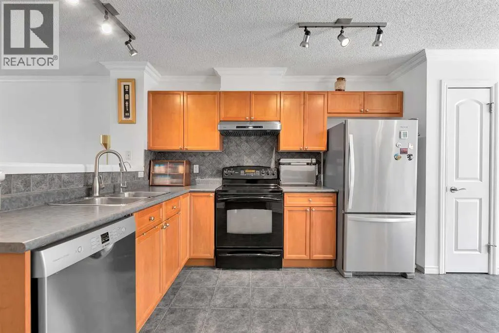 216 Toscana Gardens NW