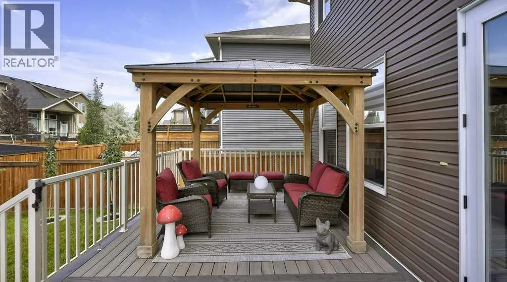 145 Kinniburgh Gardens