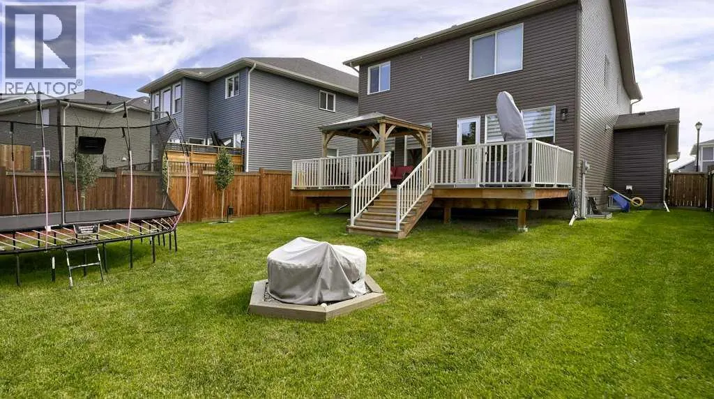 145 Kinniburgh Gardens