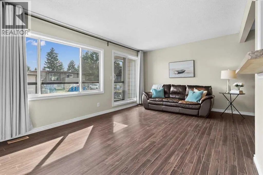 6, 103 Huntington Park Green NW