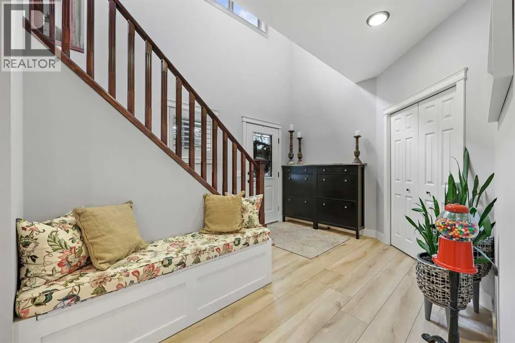 37 Coopers Close SW