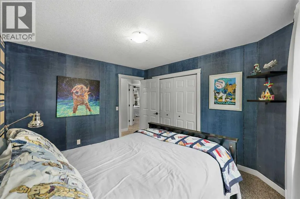 37 Coopers Close SW