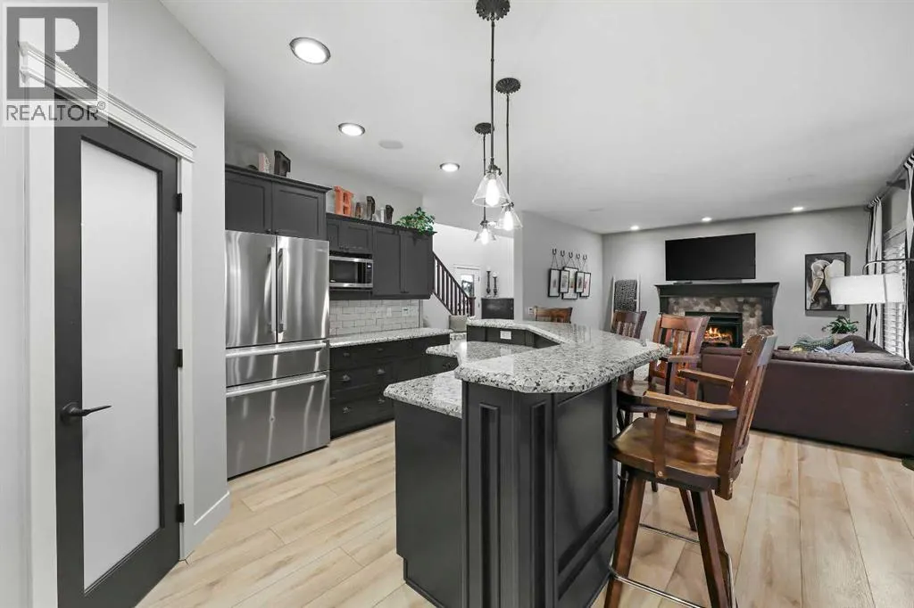 37 Coopers Close SW