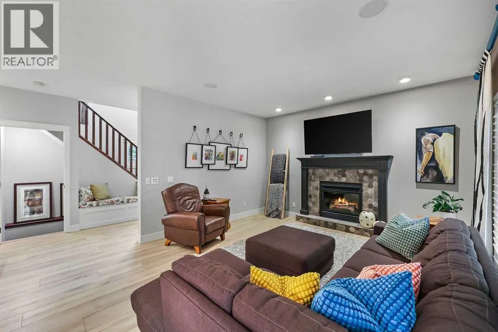 37 Coopers Close SW