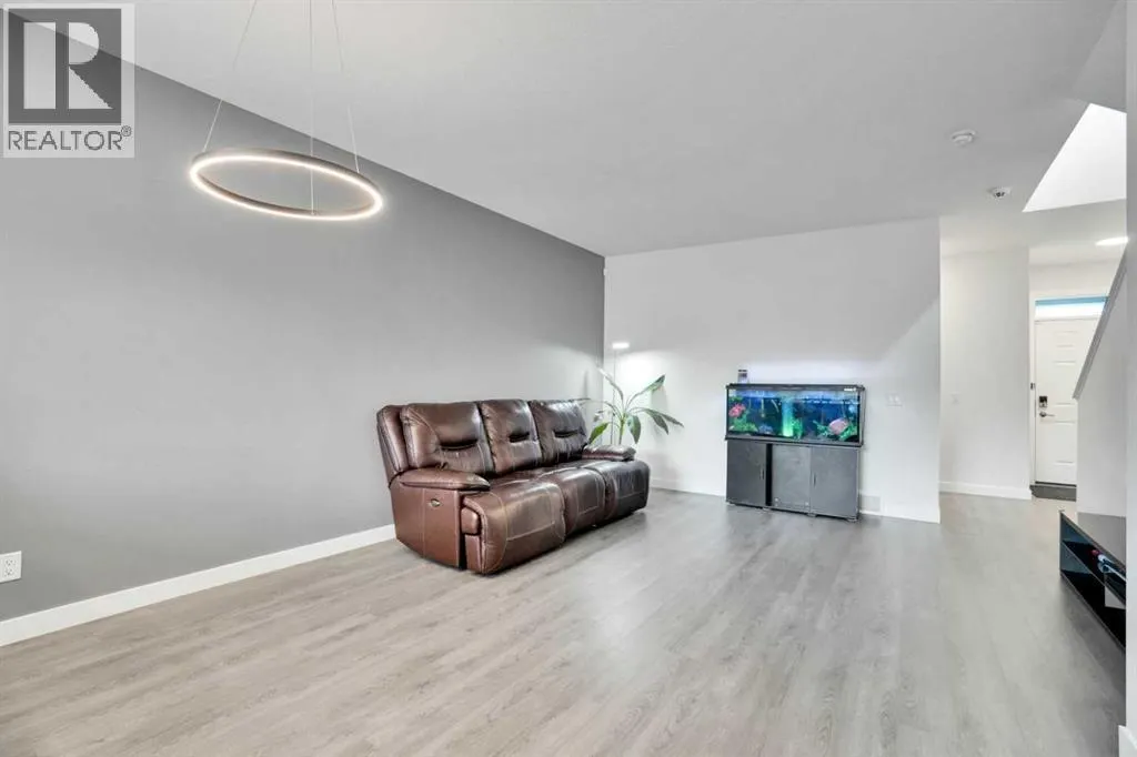 244 Cornerstone Grove NE