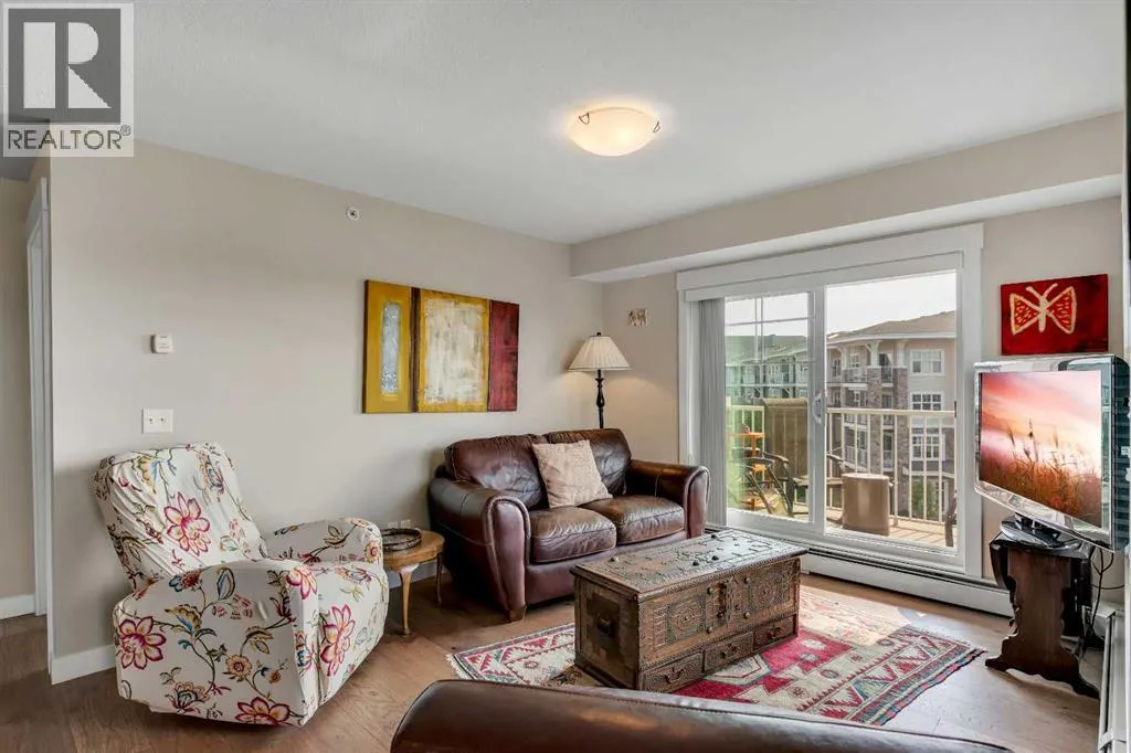 1401, 11 Mahogany Row SE