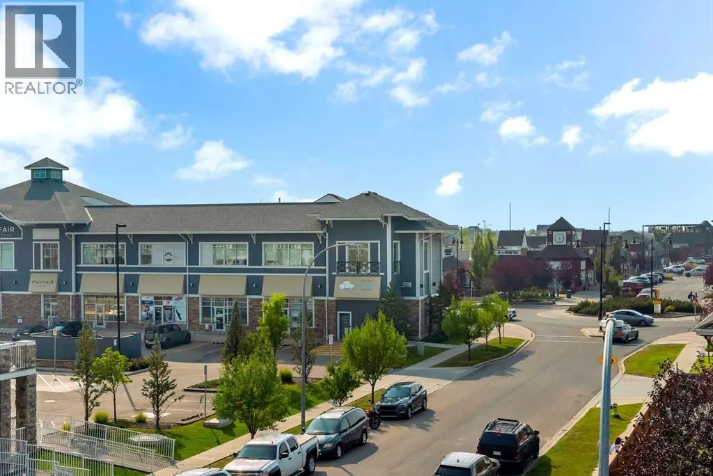 1401, 11 Mahogany Row SE