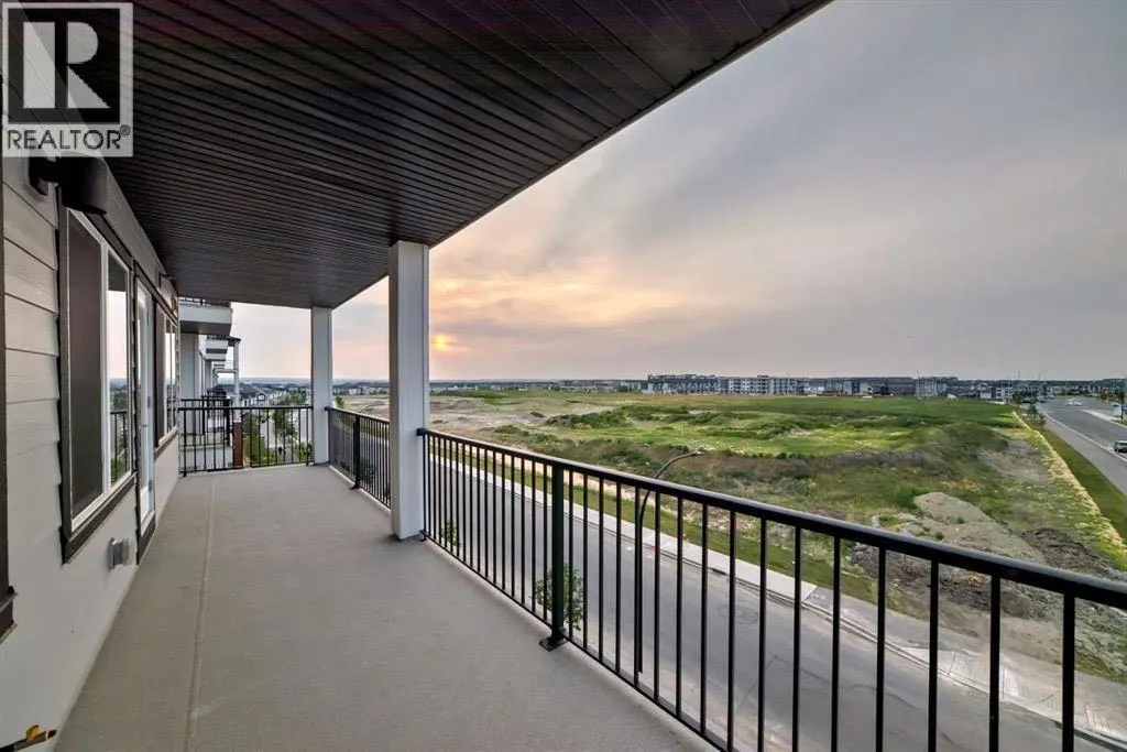 2409, 395 Skyview Parkway NE