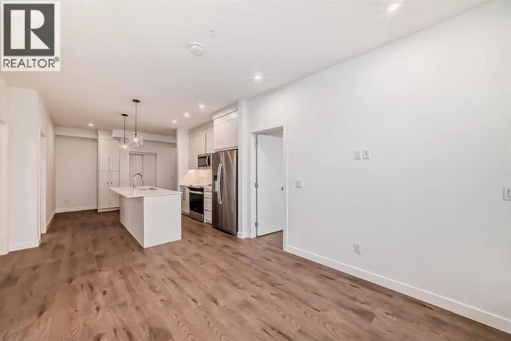 2409, 395 Skyview Parkway NE