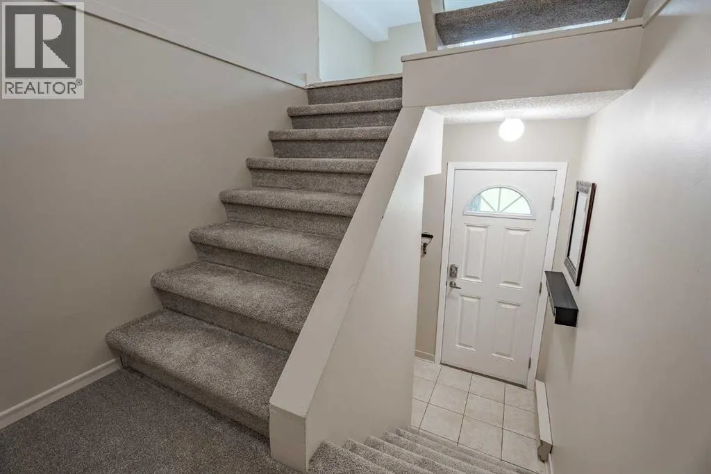 1310, 3500 Varsity Drive NW