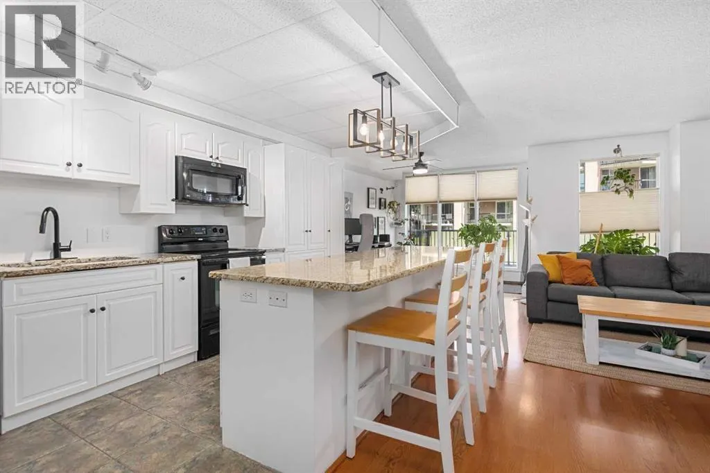 515, 300 Meredith Road NE