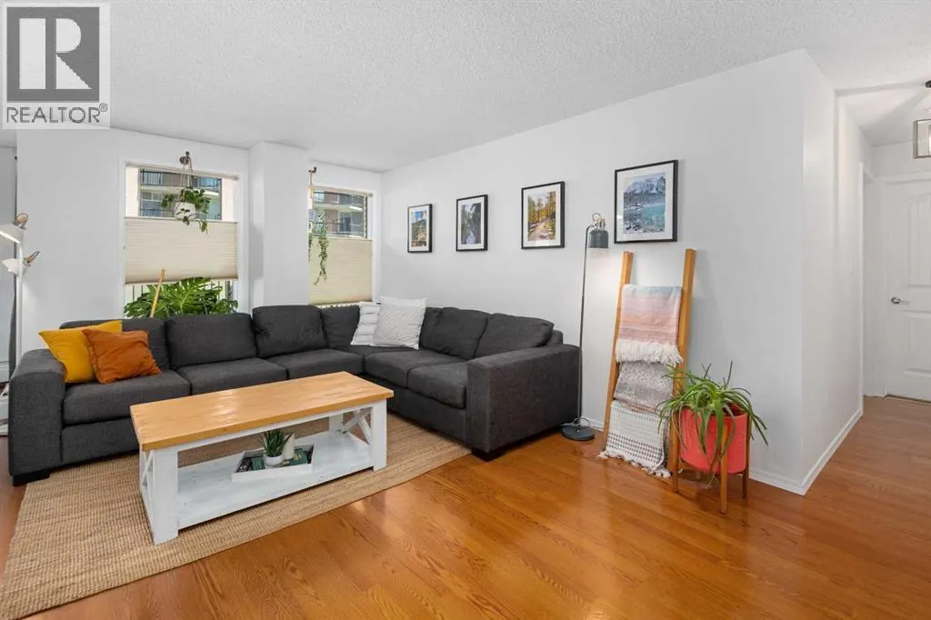 515, 300 Meredith Road NE