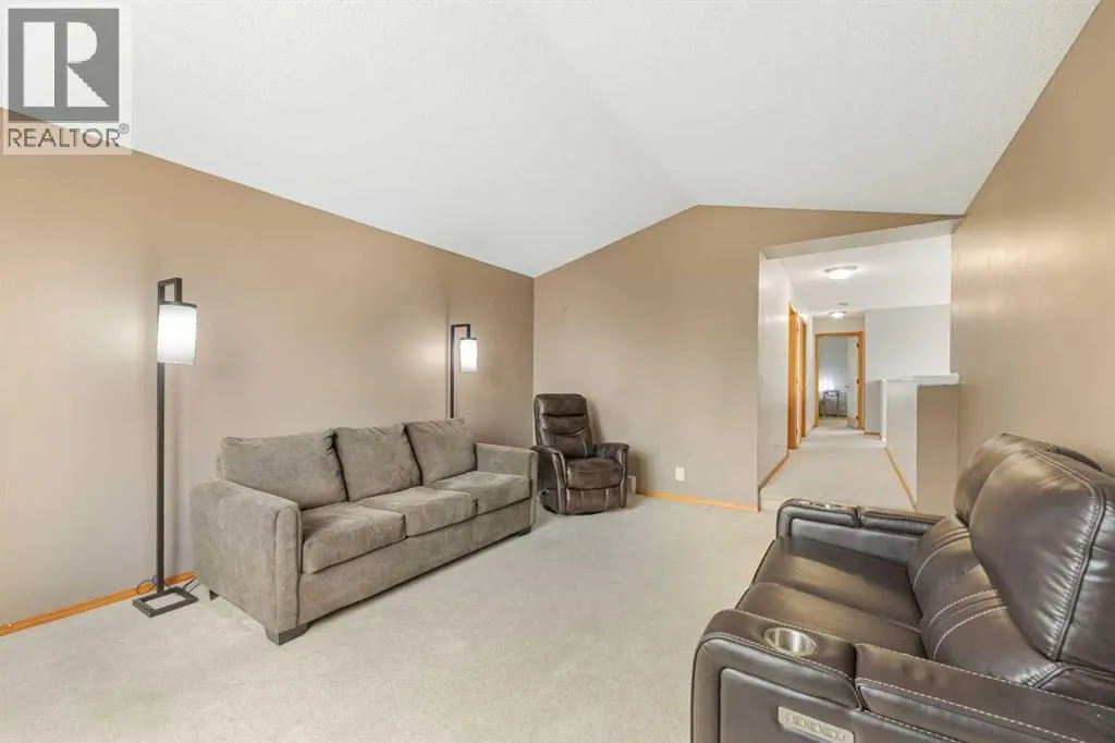 86 Tuscany Ridge View NW
