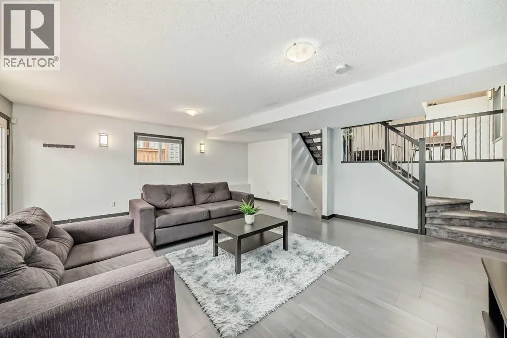 219 Covepark Green NE