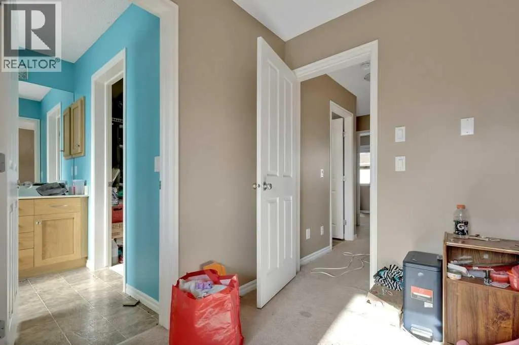 #1201, 2384 Sagewood Gate SW