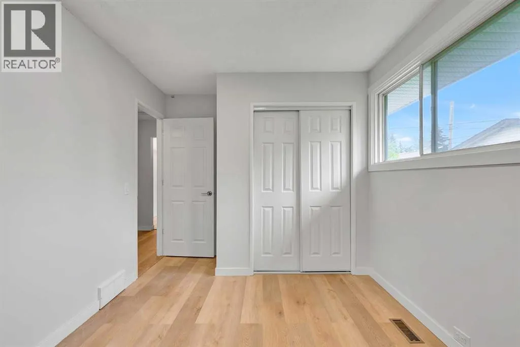 300 Sackville Drive SW