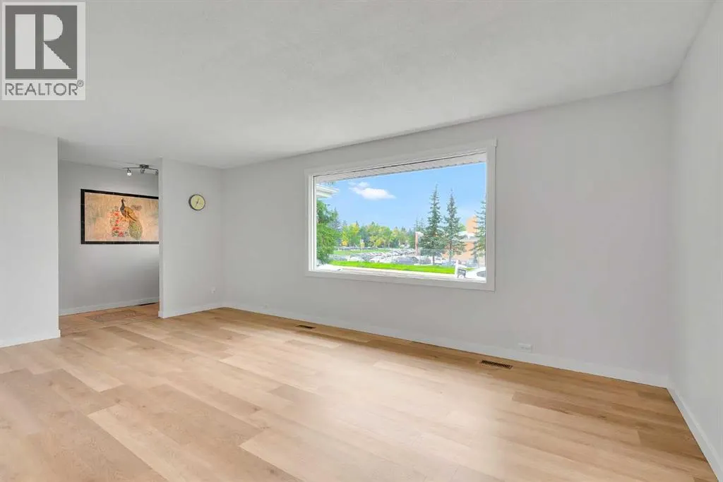 300 Sackville Drive SW