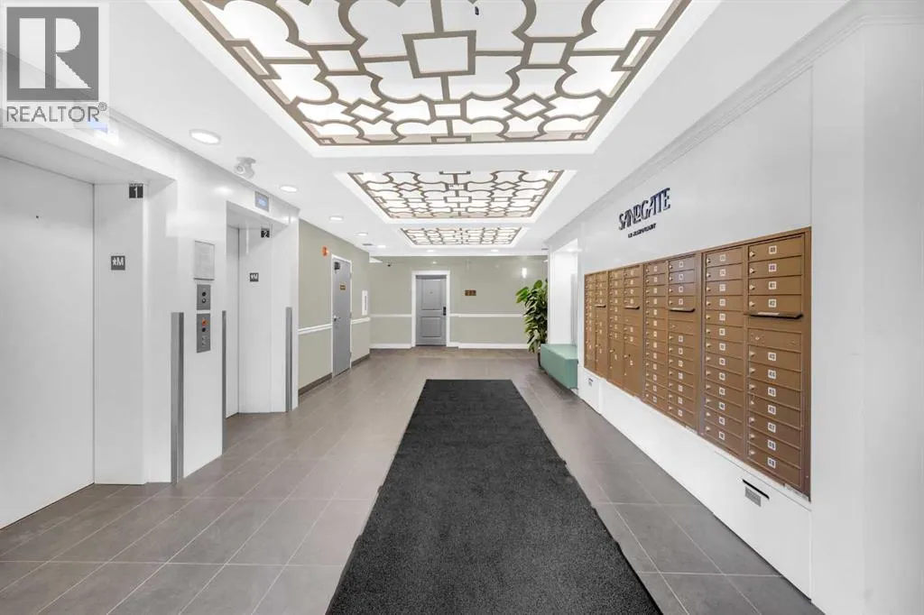 203, 20 Mahogany Mews SE