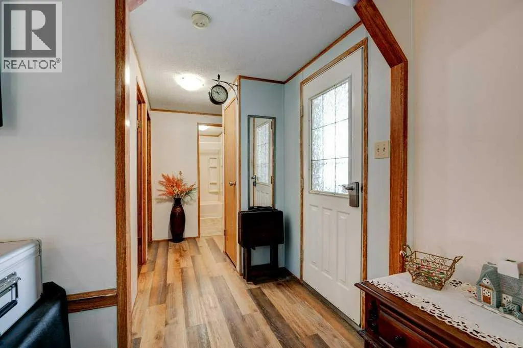3126 Burroughs Manor NE