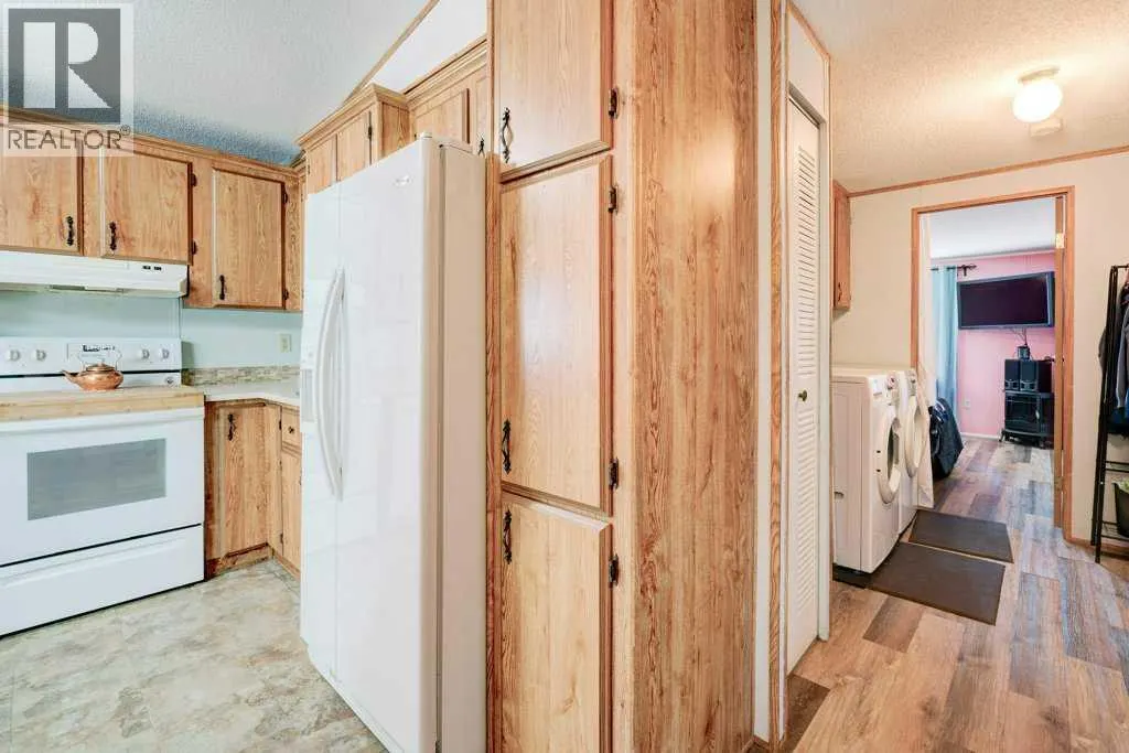 3126 Burroughs Manor NE