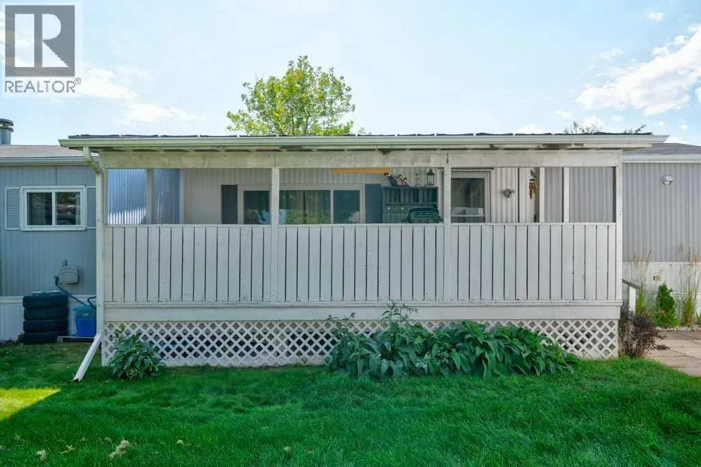 3126 Burroughs Manor NE