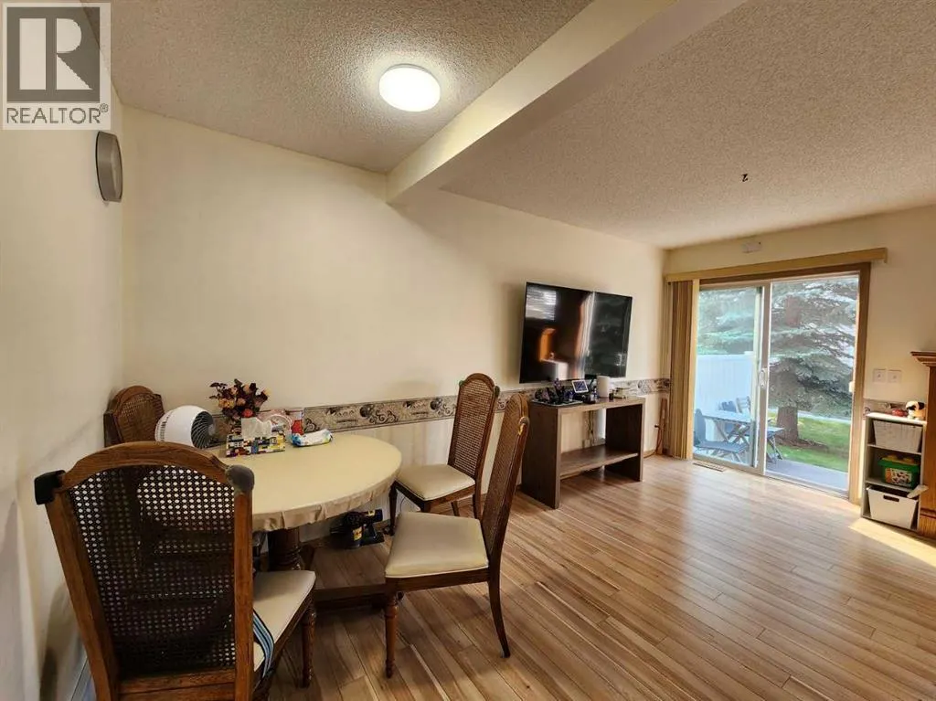9 Country Hills Rise NW