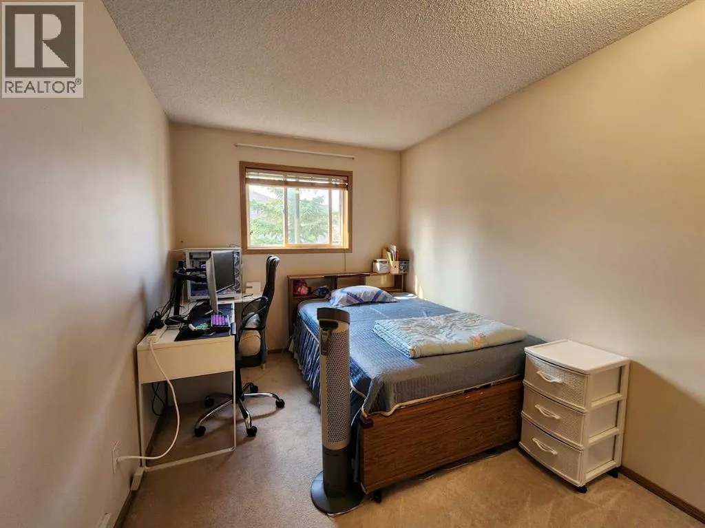 9 Country Hills Rise NW