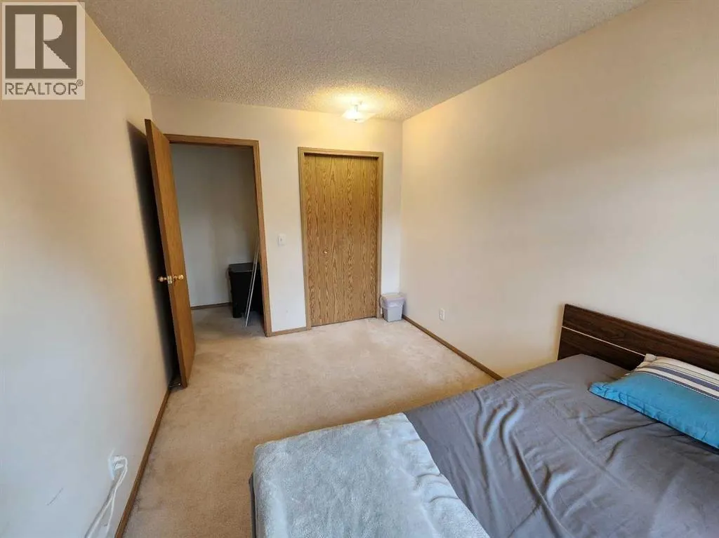 9 Country Hills Rise NW