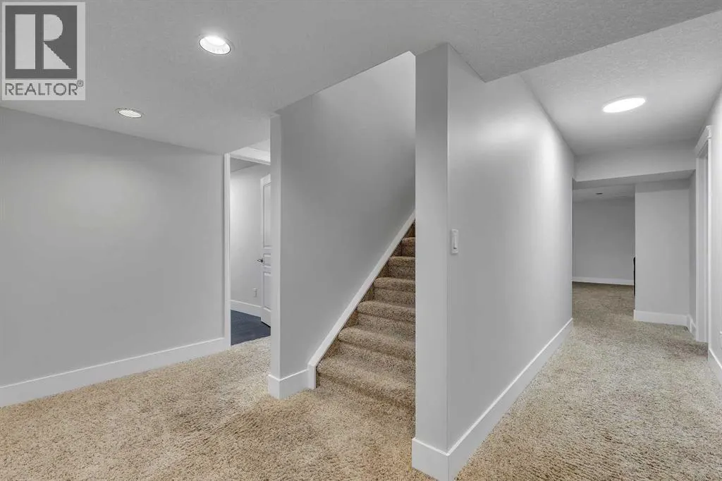 168 Aspenshire Drive SW