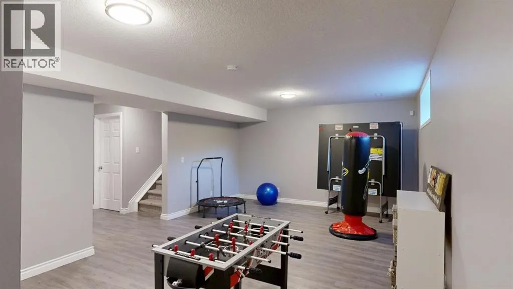 70 Crystalridge Close