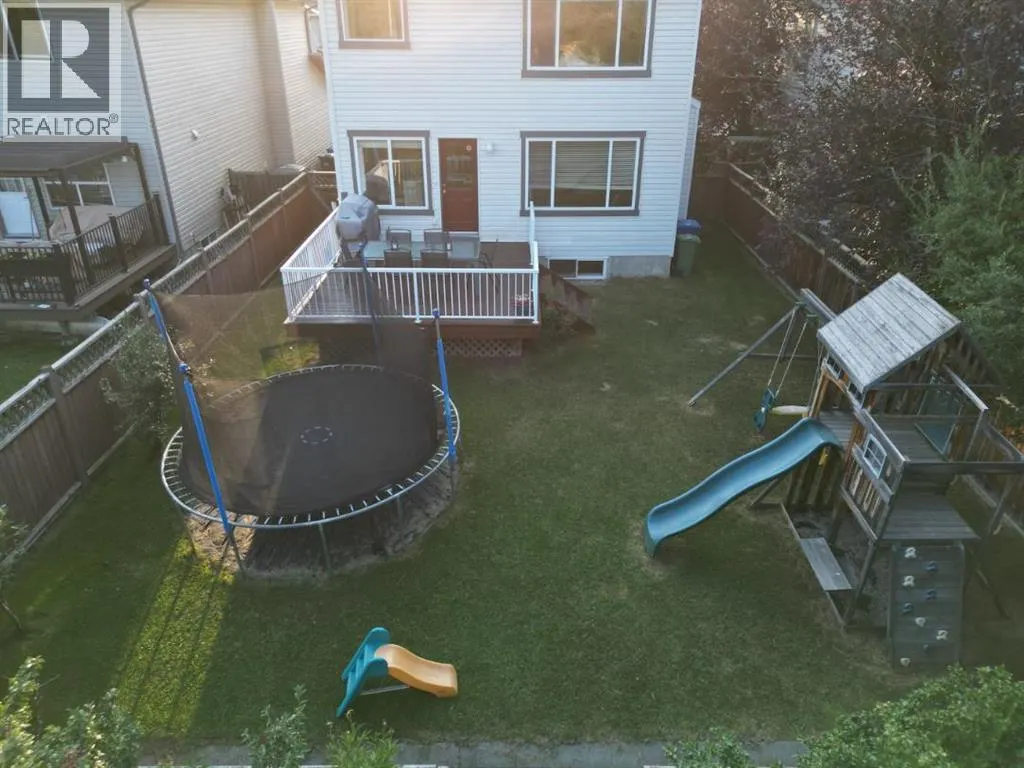 70 Crystalridge Close