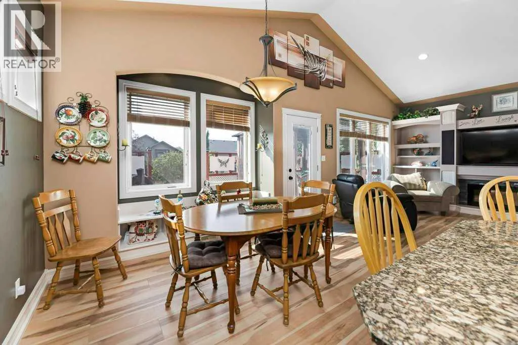 123 Oaklands Crescent