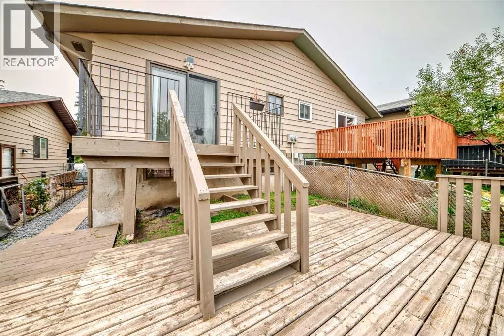 246 Berwick Drive NW