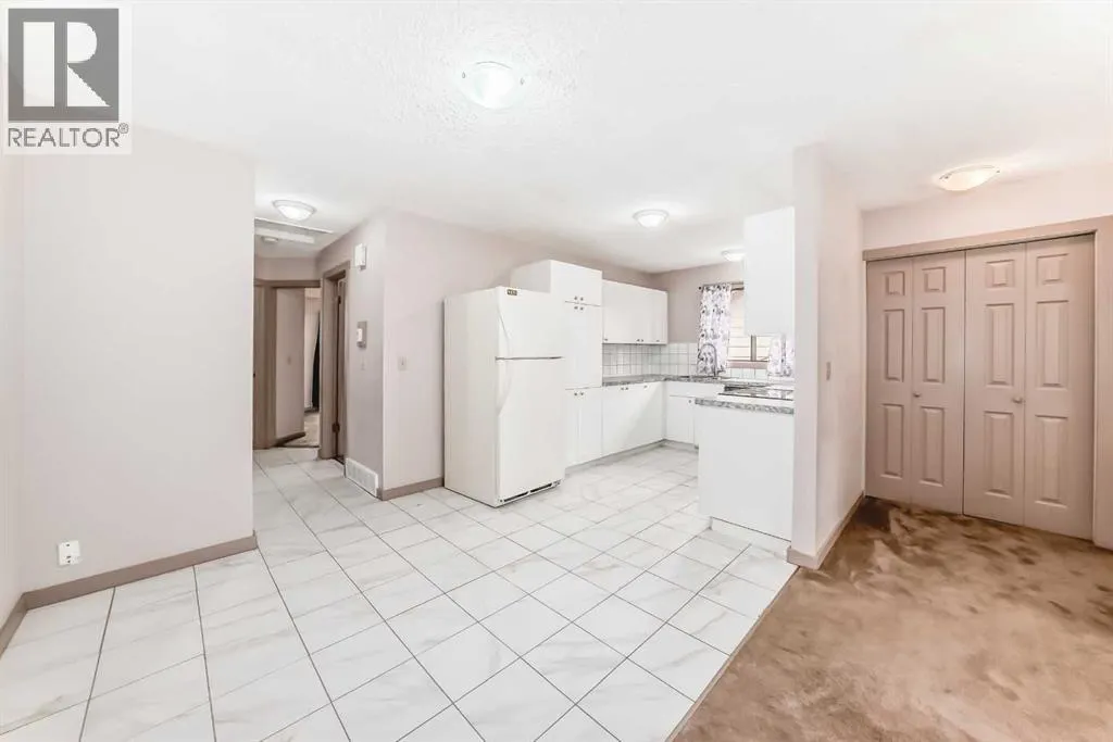246 Berwick Drive NW