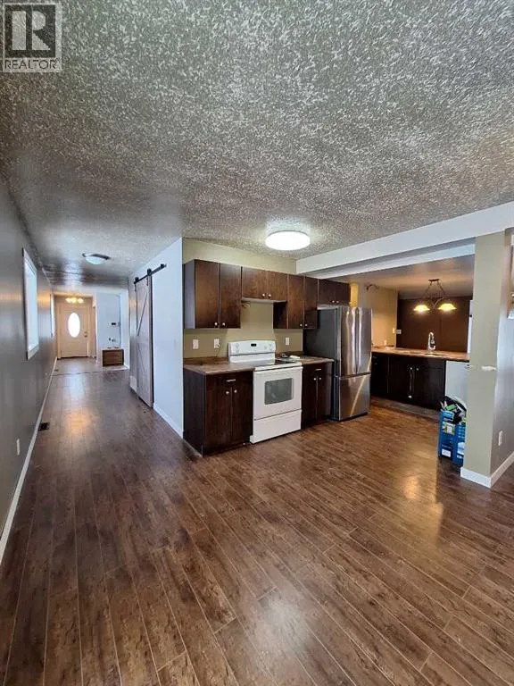 702041 RGE RD 172