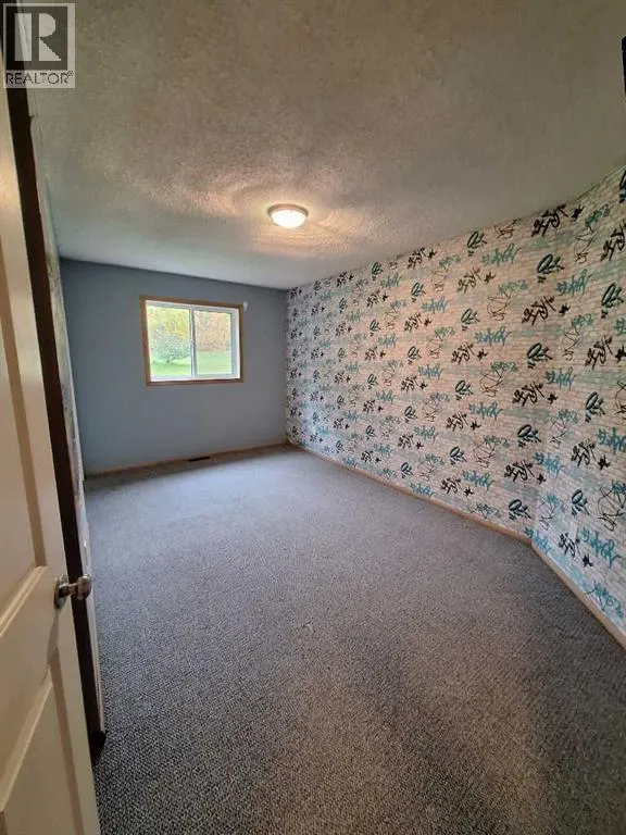 702041 RGE RD 172