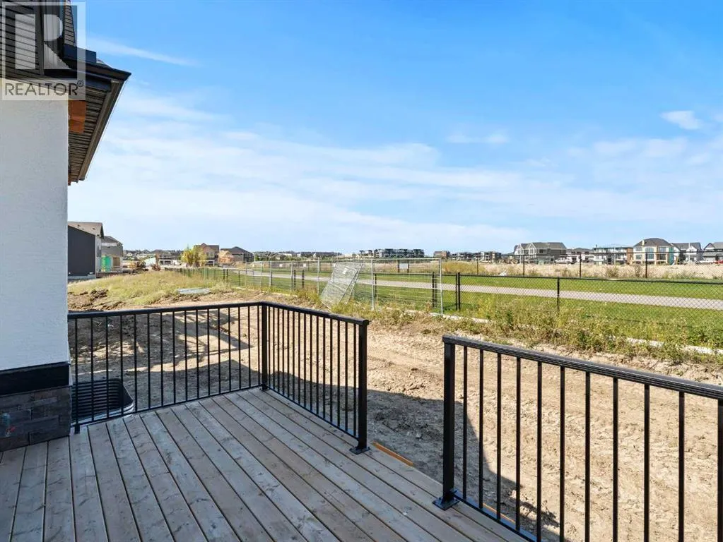 176 Marina Grove SE