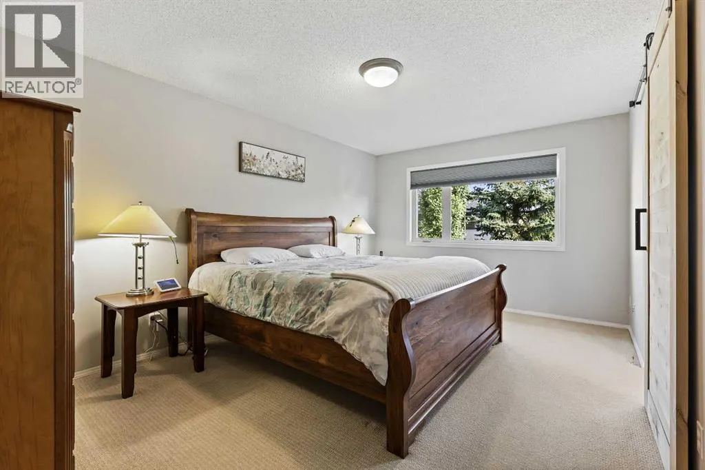 125 Everwillow Close SW