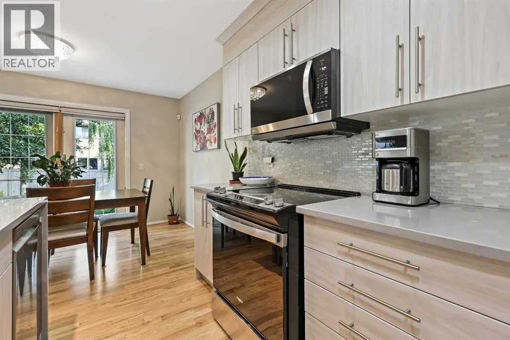125 Everwillow Close SW
