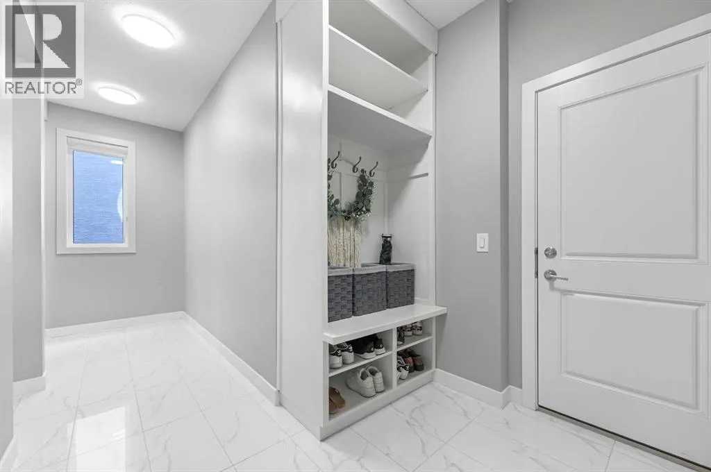 224 Cranbrook Drive SE