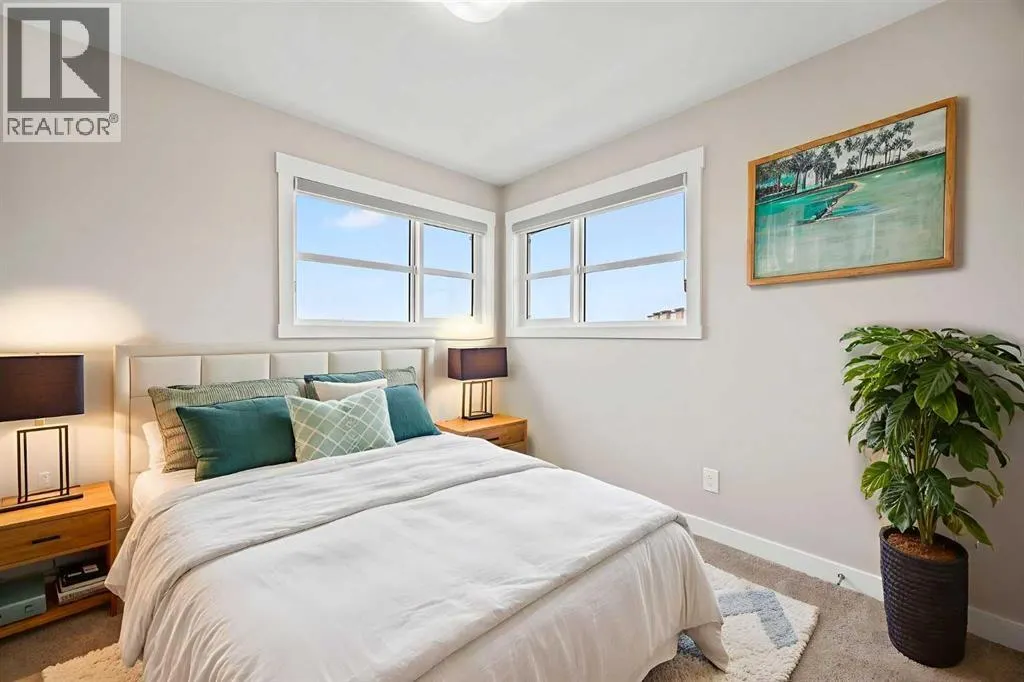 66 Skyview Parade NE
