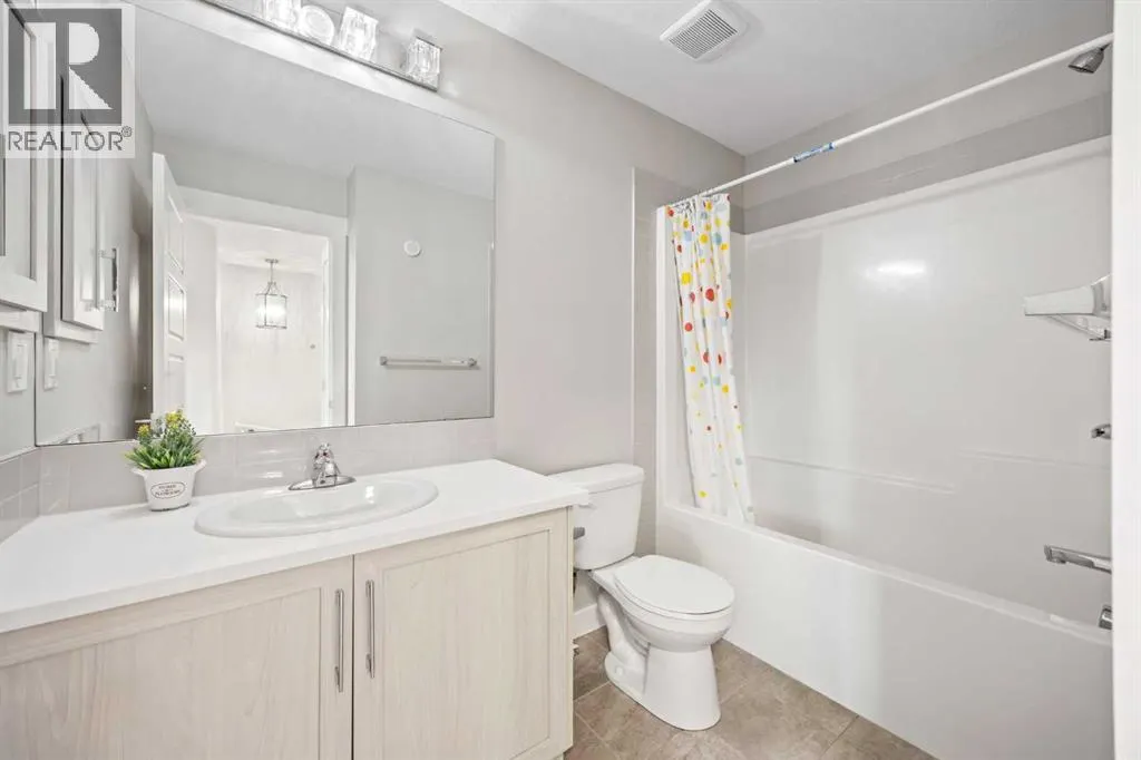 66 Skyview Parade NE