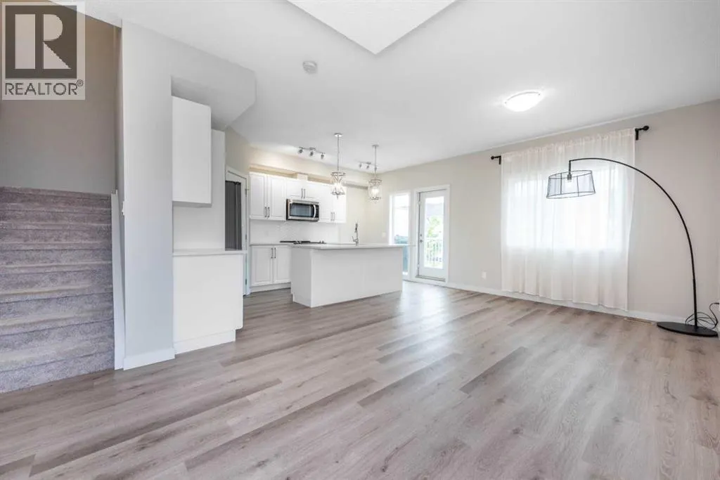 310, 32 Red Embers Parade NE