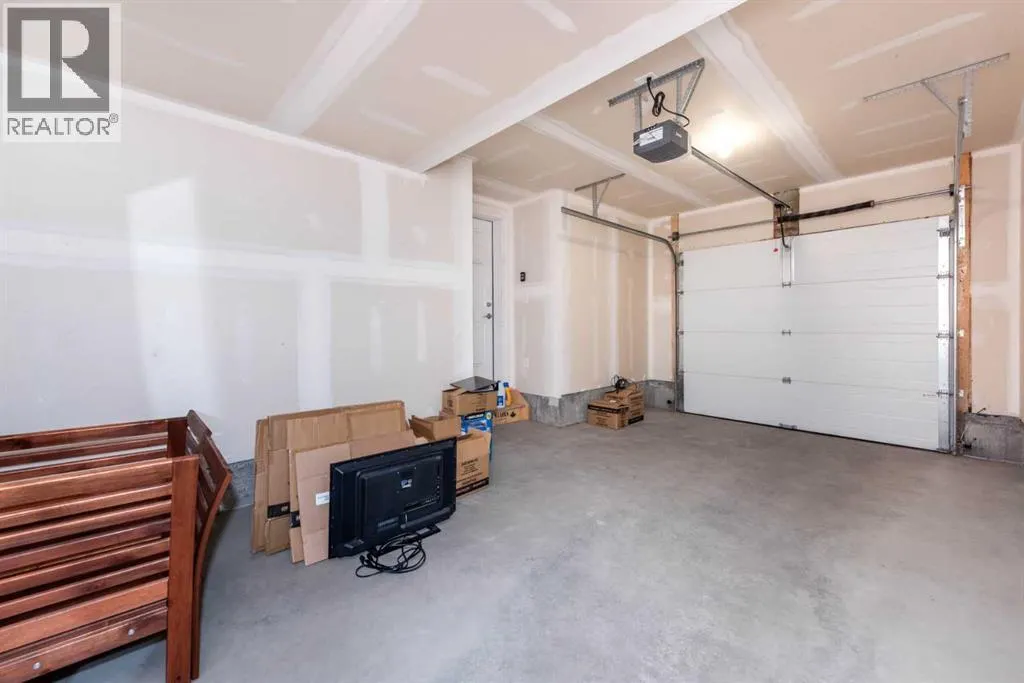310, 32 Red Embers Parade NE