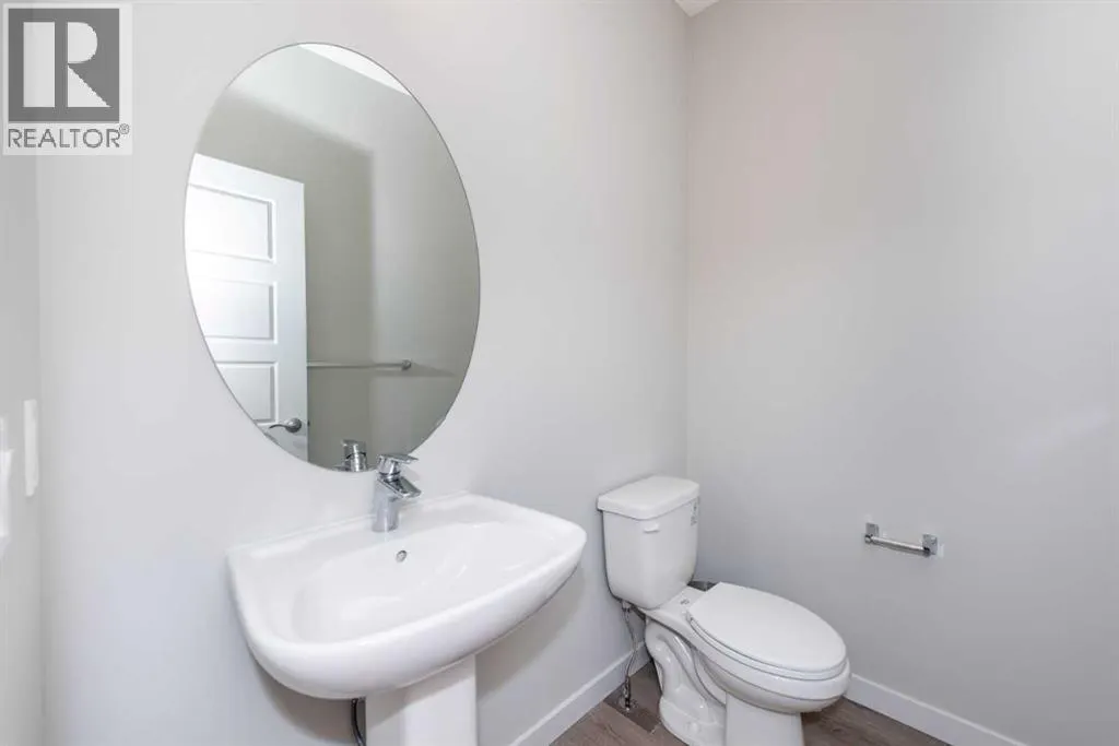 310, 32 Red Embers Parade NE