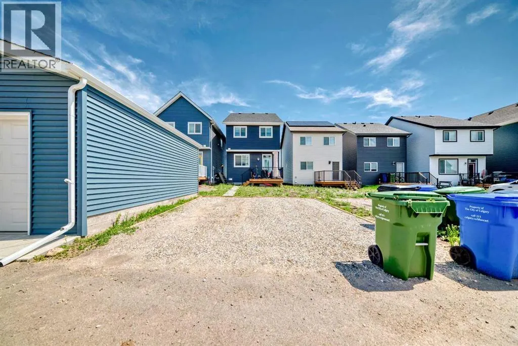 95 Heirloom Boulevard SE