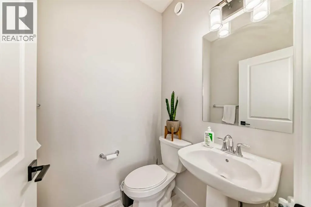 95 Heirloom Boulevard SE