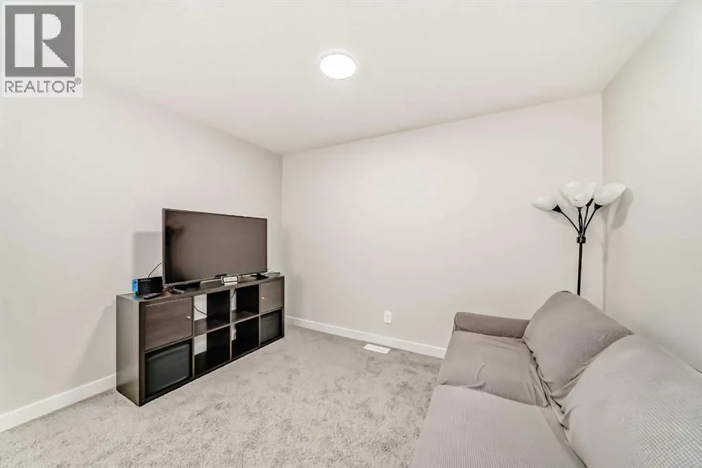 95 Heirloom Boulevard SE
