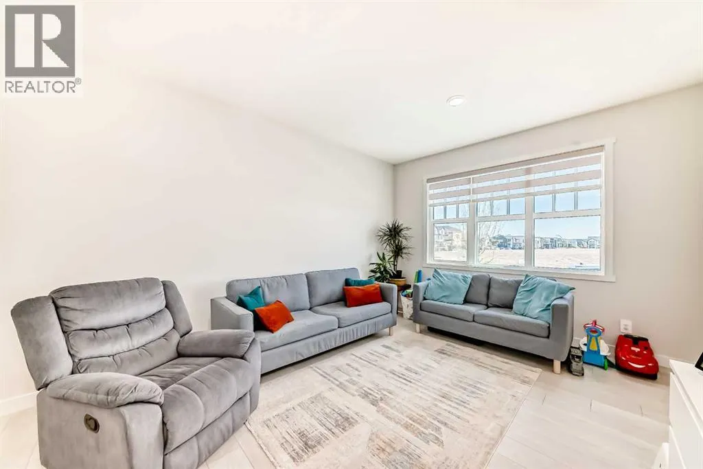 95 Heirloom Boulevard SE